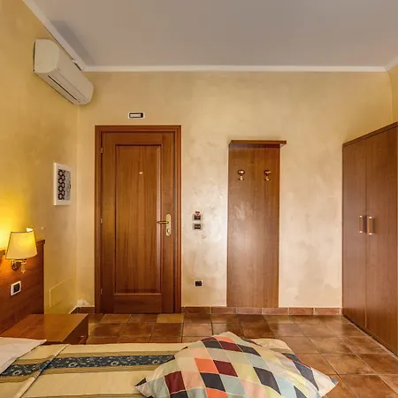 Maryelen Hotel Rome
